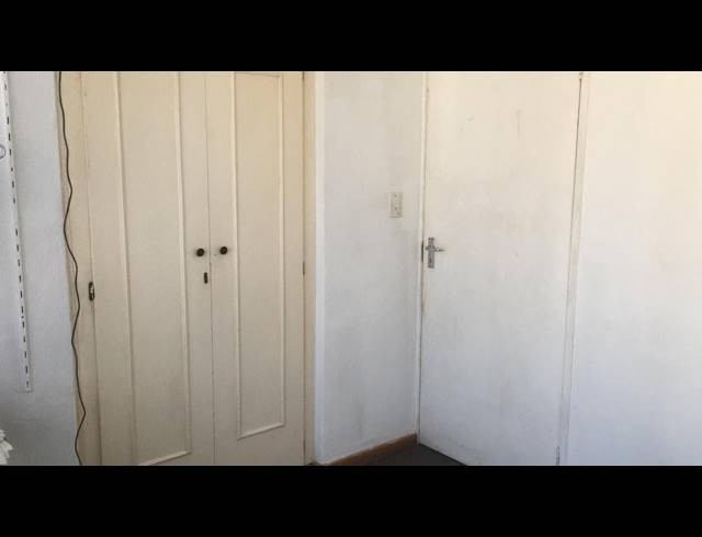 6 bed property to rent in BUCCLEUCH